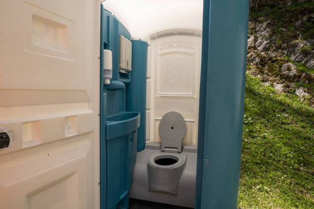 Types of Portable Toilets We Offer in Summerfield, NC